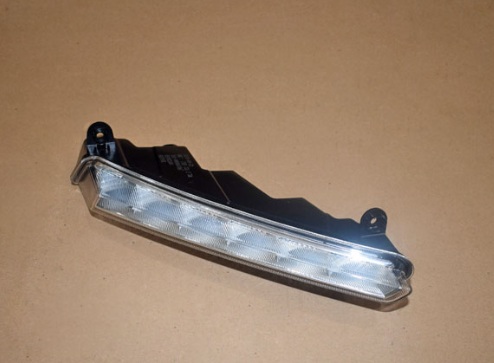 تصویر_چراغ_روز_سمت_راست