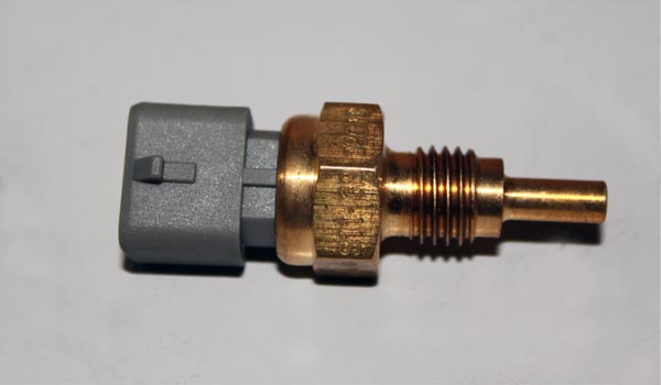 تصویر_سنسور_دمای_آب_موتور